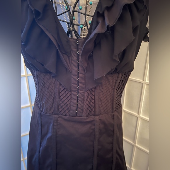 2B BEBE SS Pleated Waist Ruffle Poplin Dress Black NWT - Picture 5 of 11